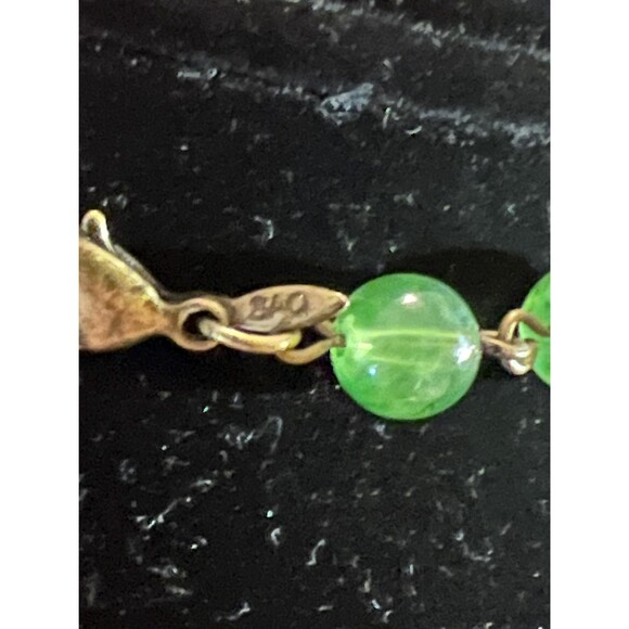 Avon SAQ brass medallion pendant necklace with green and brown beads 18 in VTG - Picture 3 of 3